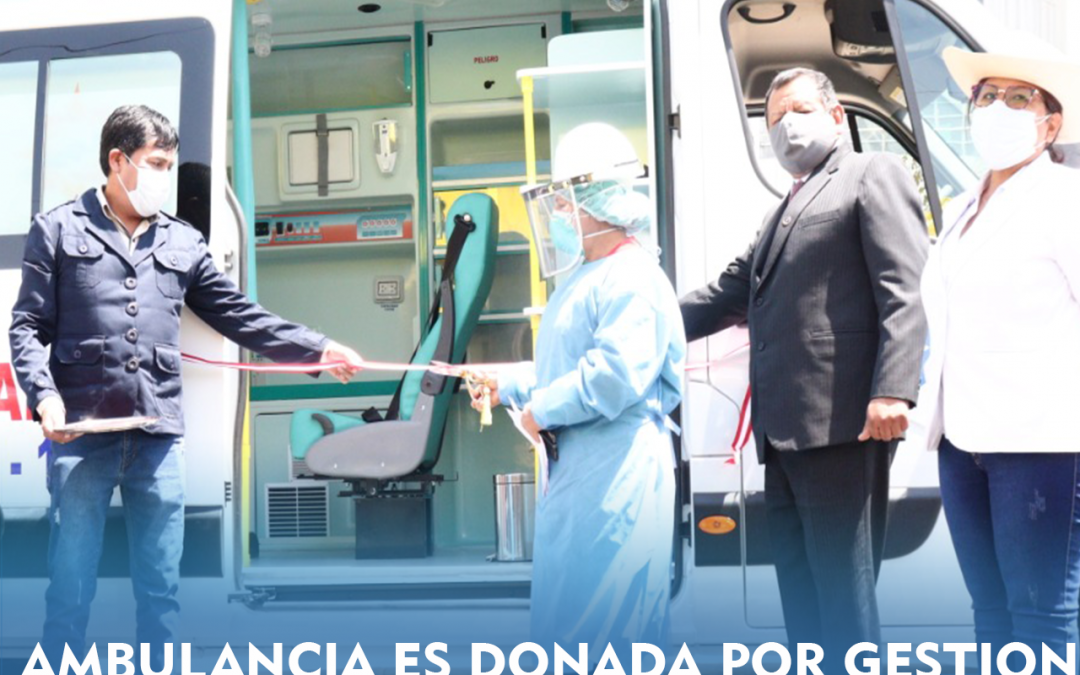 Gobernador de Arequipa dona ambulancia, por gestión del alcalde de Cerro Colorado.
