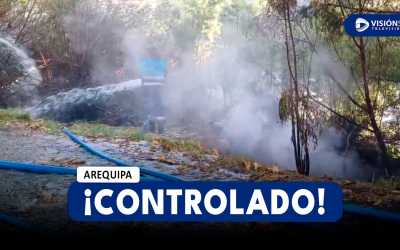 AREQUIPA: FUERTE INCENDIO SE REGISTRÓ EN LA RIBERA DEL RÍO CHILI EN EL CERCADO DE AREQUIPA