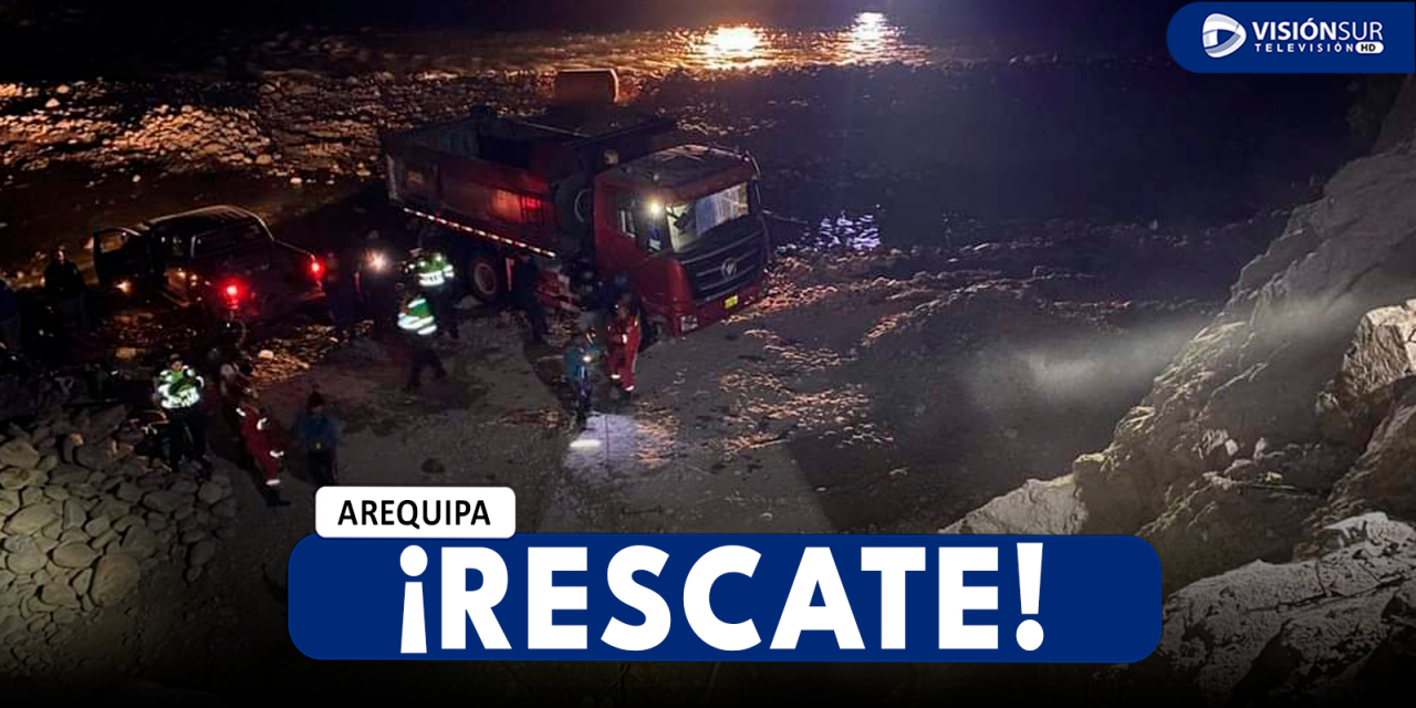 AREQUIPA: BOMBEROS DE MOLLENDO LOGRAR RECUPERAR DOS CUERPOS EN EL SECTOR DE QUEGUA EL FISCAL