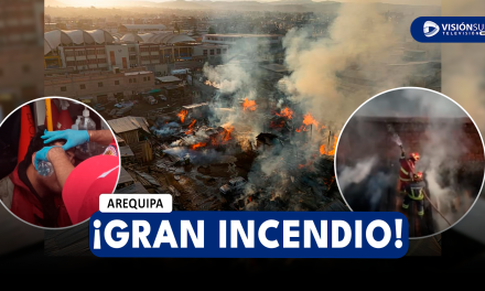 AREQUIPA: FUERTE INCENDIO SE REGISTRÓ EN AL AV. JESÚS DONDE DEJÓ UN BOMBERO HERIDO Y VARIOS CIVILES AFECTADOS