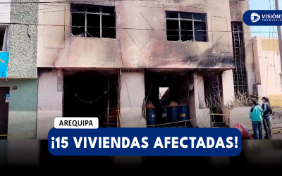 AREQUIPA: AL MENOS 15 VIVIENDAS Y 50 DAMNIFICADOS DEJÓ EL INCENDIÓ EN MIRAFLORES QUE UN ALMACÉN CLANDESTINO DE THINNER