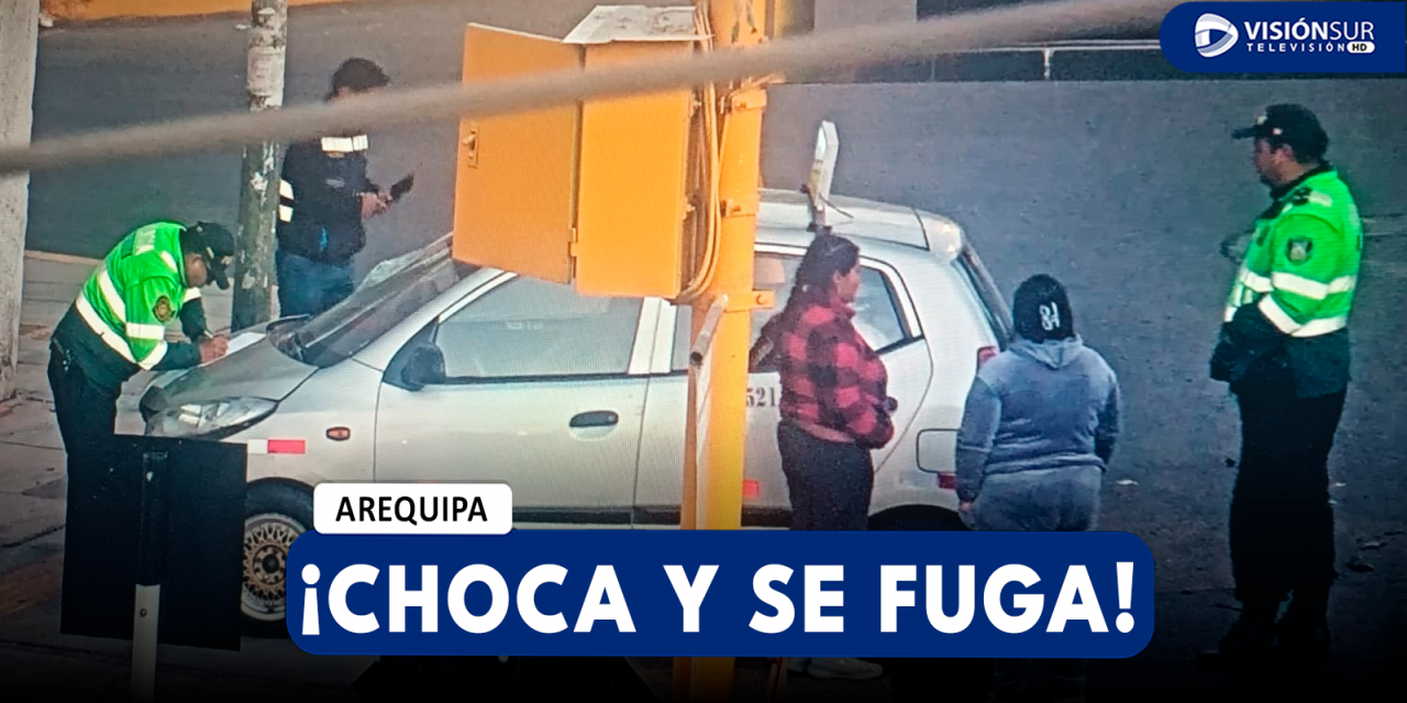 AREQUIPA: CARRO CHOCA CONTRA UN POSTE EN LA AV. DOLORES Y POLICÍAS ENCUENTRAN BOTELLAS DE CERVEZA AL INTERIOR