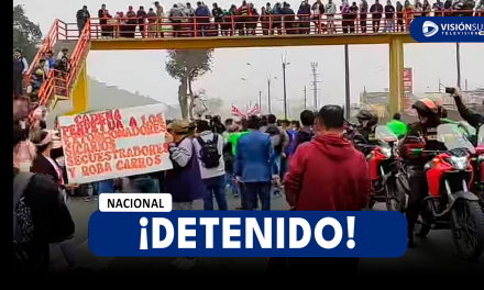 NACIONAL: POLICÍAS DETIENEN A MANIFESTANTE EN SAN JUAN DE LURIGANCHO POR PRESUNTAMENTE AGREDIR A UN EFECTIVO