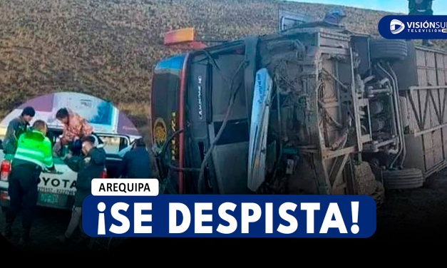 AREQUIPA: BUS SE DESPISTA EN LA VÍA YURA – AREQUIPA Y DEJA VARIOS HERIDOS