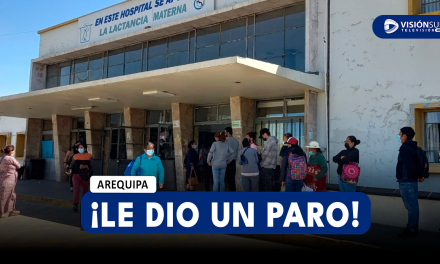 AREQUIPA: MUJER IMPACTA SU VEHÍCULO CONTRA POSTE EN LA AV. LOS INCAS Y PIERDA LA VIDA EN HOSPITAL