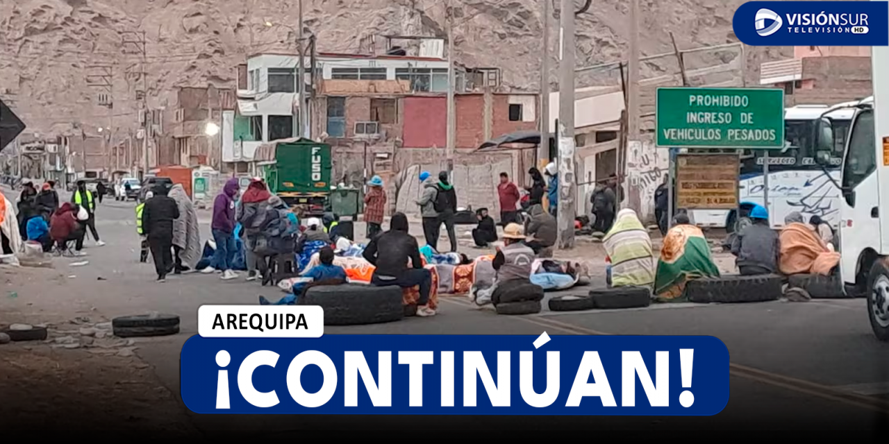 AREQUIPA: PROTESTANTES EN EL PUENTE OCOÑA Y CHALA SE PRONUNCIAN Y DICEN: “TENEMOS QUE RESISTIR”