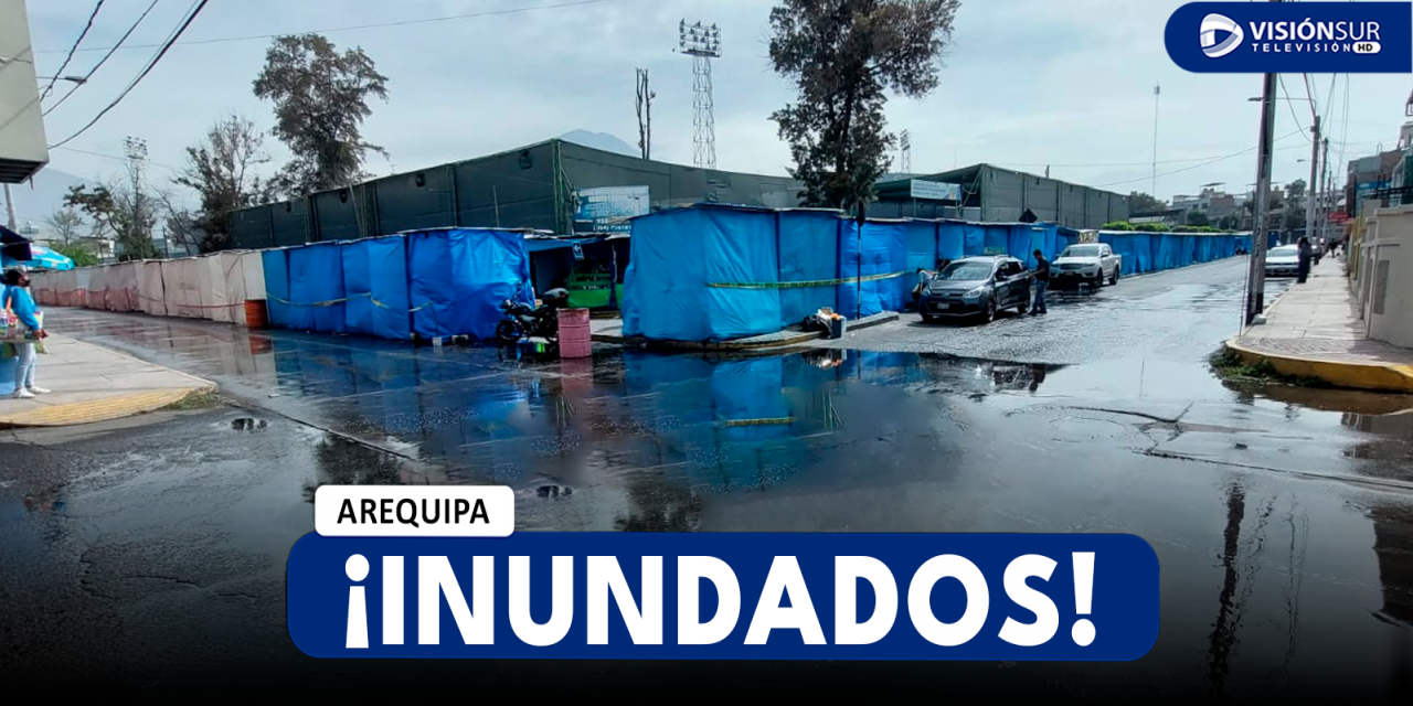 AREQUIPA: PUESTOS DE VENTA EN EL ESTADIO MELGAR TERMINAN INUNDADOS LUEGO DEL ROBO DE MEDIDORES DE AGUA