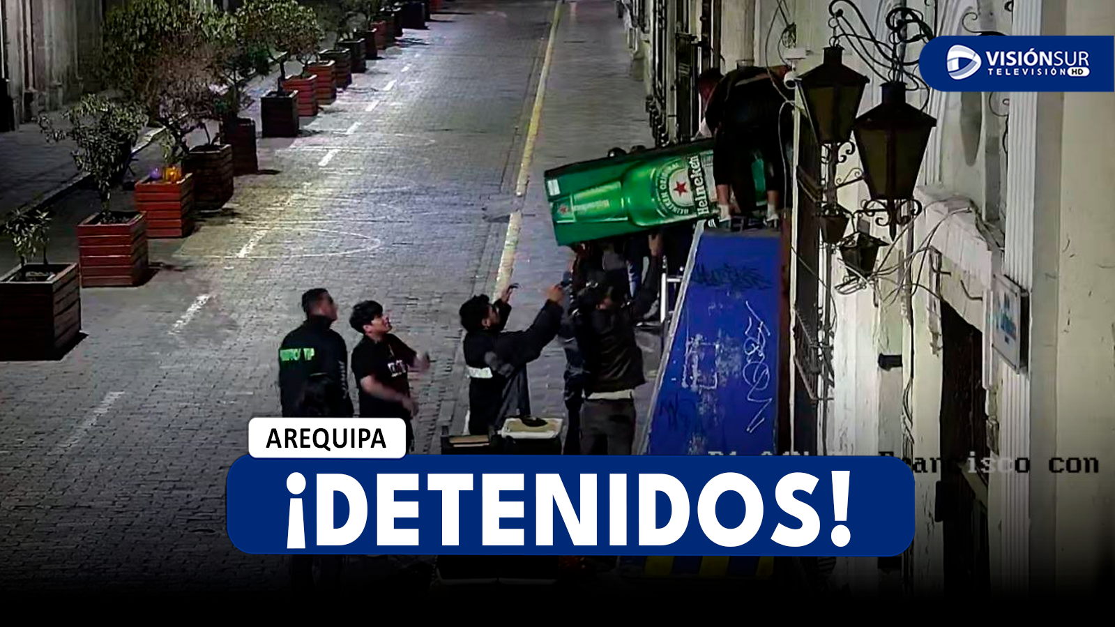 AREQUIPA: DETIENEN A DOS VARONES QUE HABRÍAN SIDO SORPRENDIDOS RETIRANDO OBJETOS DE UN LOCAL CLAUSURADO