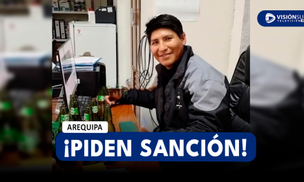 AREQUIPA: VECINOS DE CHACHAS PIDEN SANCIÓN CONTRA SUBGERENTE POR SUBIR FOTO CON BEBIDAS ALCOHÓLICAS EN SU OFICINA