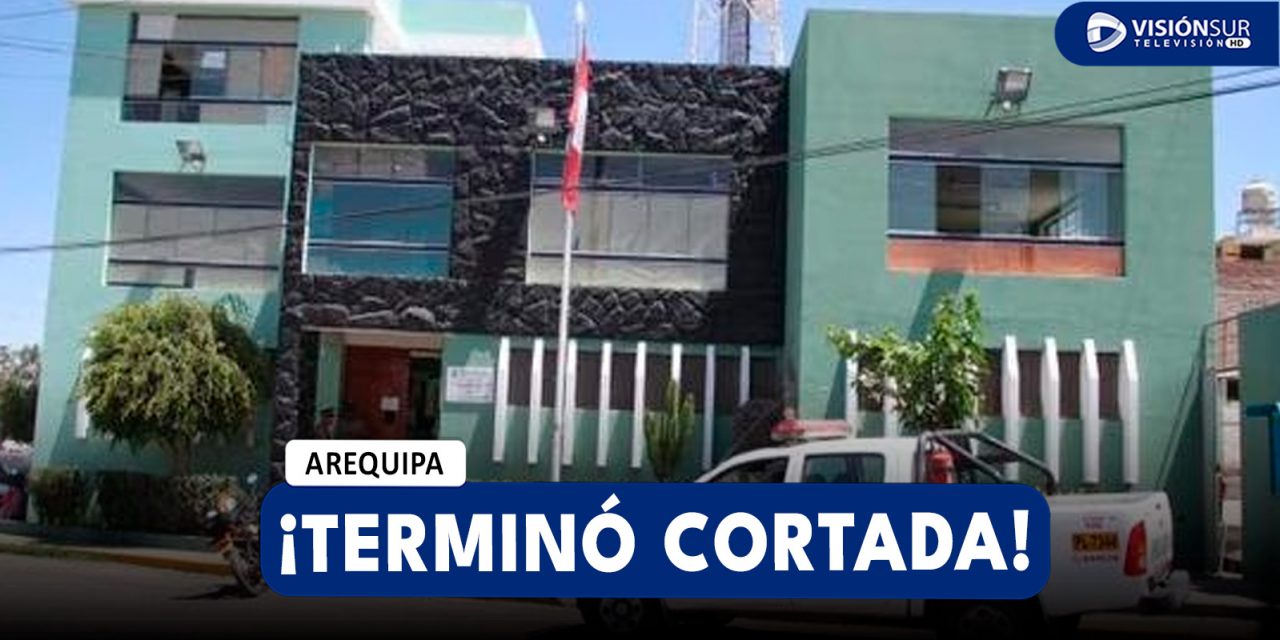 AREQUIPA: JOVEN TERMINA CON HERIDAS EN LA ESPALDA Y LA PIERNA TRAS SER ASALTADA CUANDO ESPERABA EL TRANSPORTE PÚBLICO