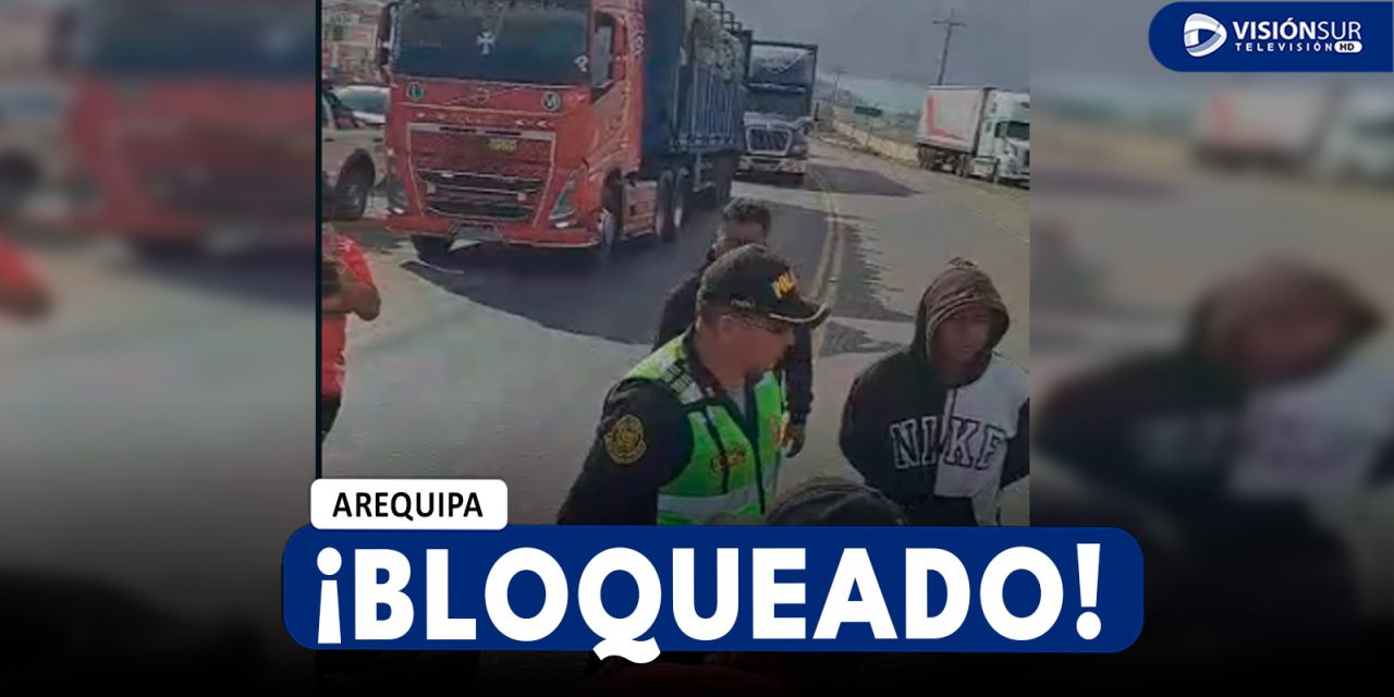 AREQUIPA: PESCADORES BLOQUEAN LA PANAMERICANA SUR PIDIENDO AL GOBIERNO CENTRAL NO PRIVATIZAR LOS PUERTOS