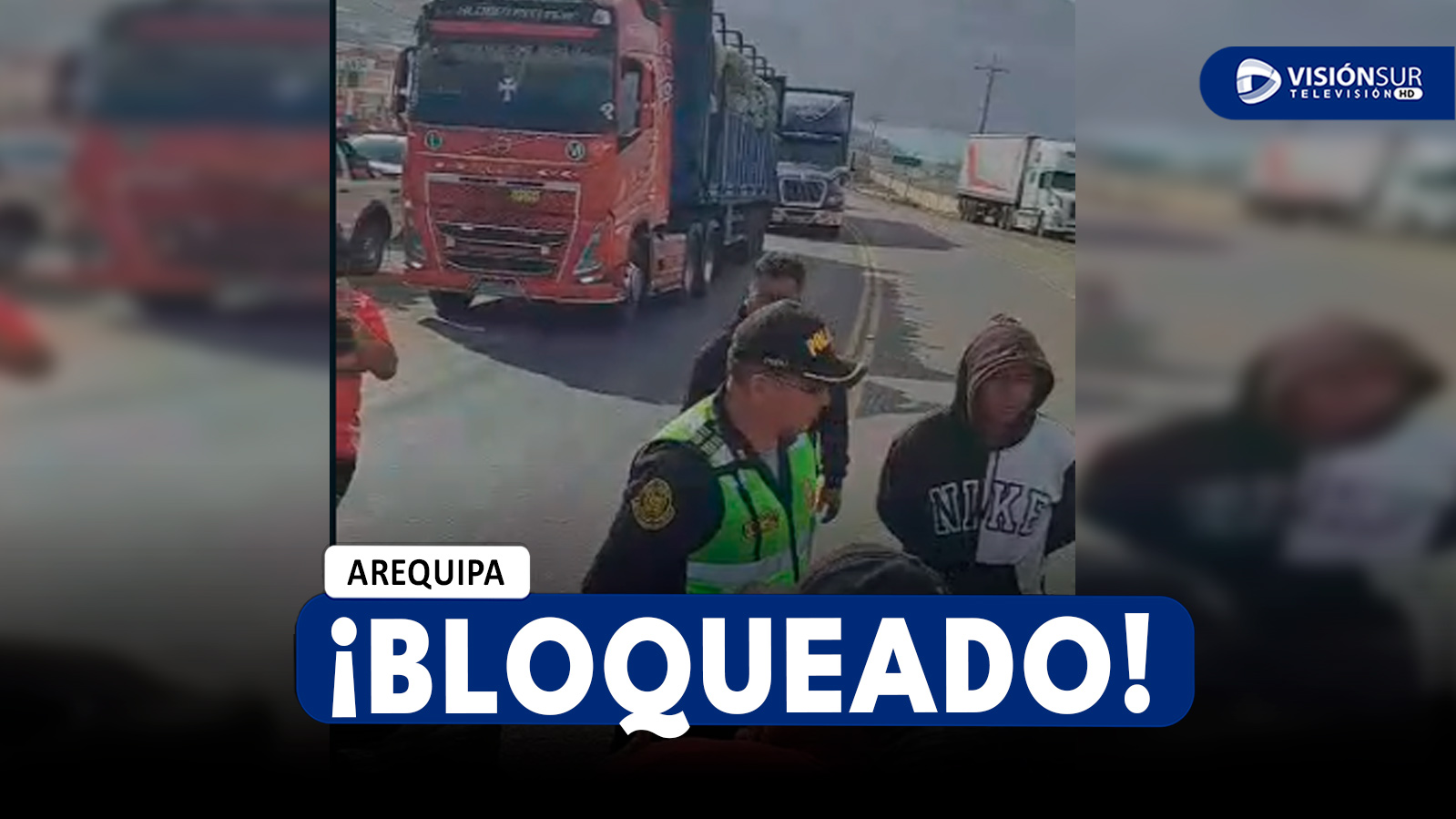 AREQUIPA: PESCADORES BLOQUEAN LA PANAMERICANA SUR PIDIENDO AL GOBIERNO CENTRAL NO PRIVATIZAR LOS PUERTOS