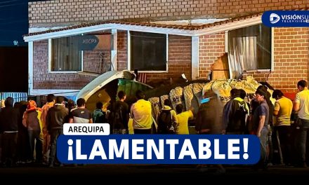 AREQUIPA: CONDUCTOR DE TRÁILER PIERDE LA VIDA LUEGO DE ESTRELLARSE CON LA FACHADA DE UNA VIVIENDA EN VITOR