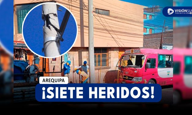 AREQUIPA: BUS DE TRANSPORTE PÚBLICO IMPACTA CONTRA POSTE EN EL PASAJE SAN ISIDRO Y DEJA SIETE HERIDOS