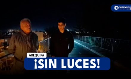 AREQUIPA: VECINOS DENUNCIAN QUE EL PUENTE DE FIERRO NO TIENE LUCES HACE VARIAS SEMANAS