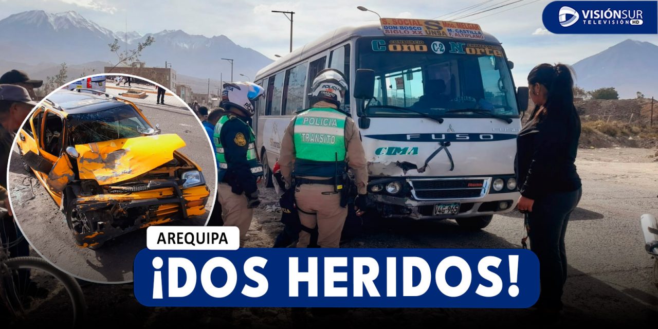 AREQUIPA: FUERTE CHOQUE ENTRE MINIVAN, UNA COMBI Y UN TICO DEJA A DOS PERSONAS HERIDAS EN CERRO COLORADO