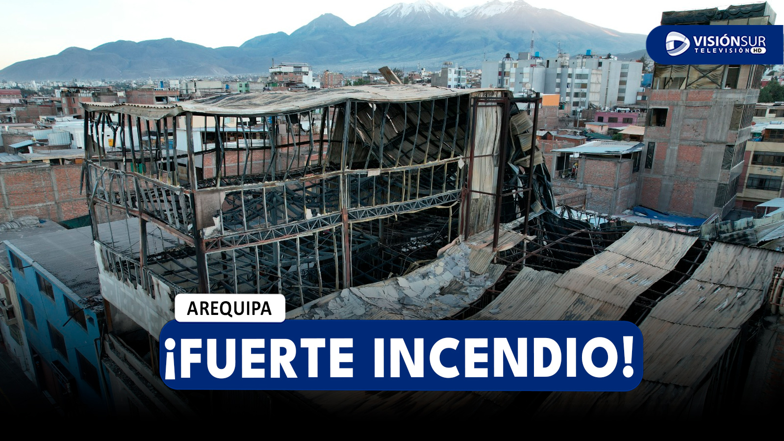 AREQUIPA: FUERTE INCENDIO REGISTRADO EN MIRAFLORES DEJÓ DESTRUIDO EDIFICIO DONDE VENDÍAN MUEBLES