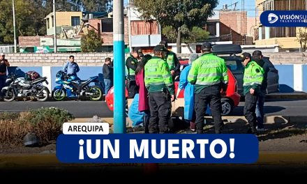 AREQUIPA: FUERTE CHOQUE DE UNA MOTO EN LA AV. LOS INCAS DEJA DOS PERSONAS HERIDAS