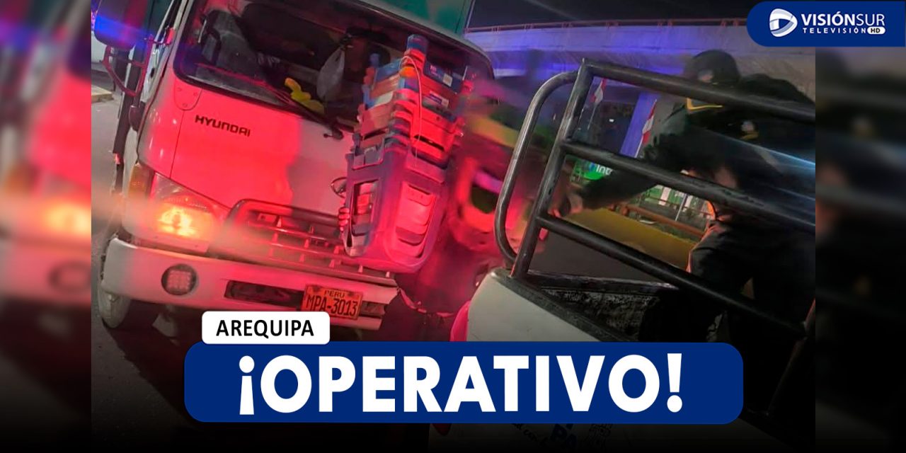 AREQUIPA: DURANTE OPERATIVO RETIRAN SILLAS Y BANCAS QUE OCUPABAN ESPACIOS EN LA AV. INDEPENDENCIA
