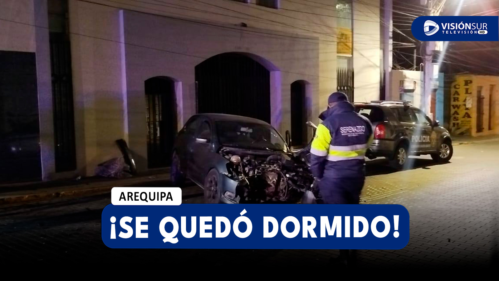 AREQUIPA: CONDUCTOR SE HABRÍA QUEDADO DORMIDO Y TERMINÓ CHOCANDO CONTRA POSTE EN LA CALLE PERAL