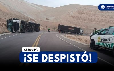 AREQUIPA: FUERTE ACCIDENTE SE REGISTRÓ EN LA VÍA COSTANERA DONDE UN CAMIÓN TERMINÓ FUERA DE LA CARRETERA
