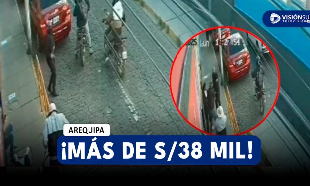 AREQUIPA: PAREJA SUFRE EL ROBO DE MÁS DE S/38 MIL EN EFECTIVO CUANDO CAMINABA POR EL CERCADO DE LA CIUDAD