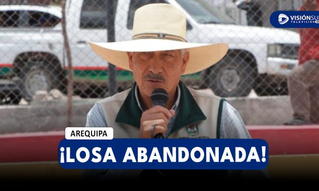 AREQUIPA: ¡NIÑOS EN PELIGRO POR ABANDONO DE OBRA EN CERRO COLORADO! VECINOS EXIGEN ACCIÓN INMEDIATA AL ALCALDE