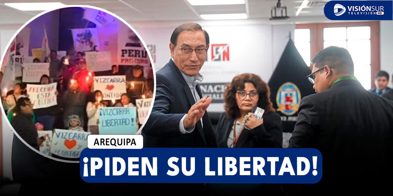 AREQUIPA: SIMPATIZANTES DE MARTÍN VIZCARRA REALIZAN PLANTÓN AFUERA DEL PODER JUDICIAL PIDIENDO SU LIBERACIÓN