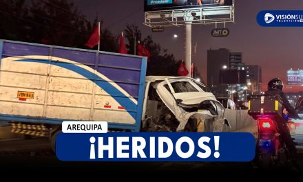 AREQUIPA: FUERTE ACCIDENTE DE TRÁNSITO DEJA VARIAS PERSONAS HERIDAS EN AL AV. LOS INCAS