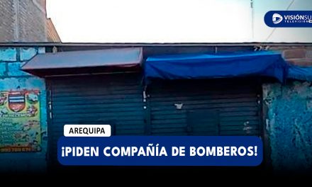 AREQUIPA: INCENDIO SE REGISTRA EN CERRO COLORADO Y VECINOS EXIGEN A LAS AUTORIDADES LA CONSTRUCCIÓN DE COMPAÑÍA DE BOMBEROS