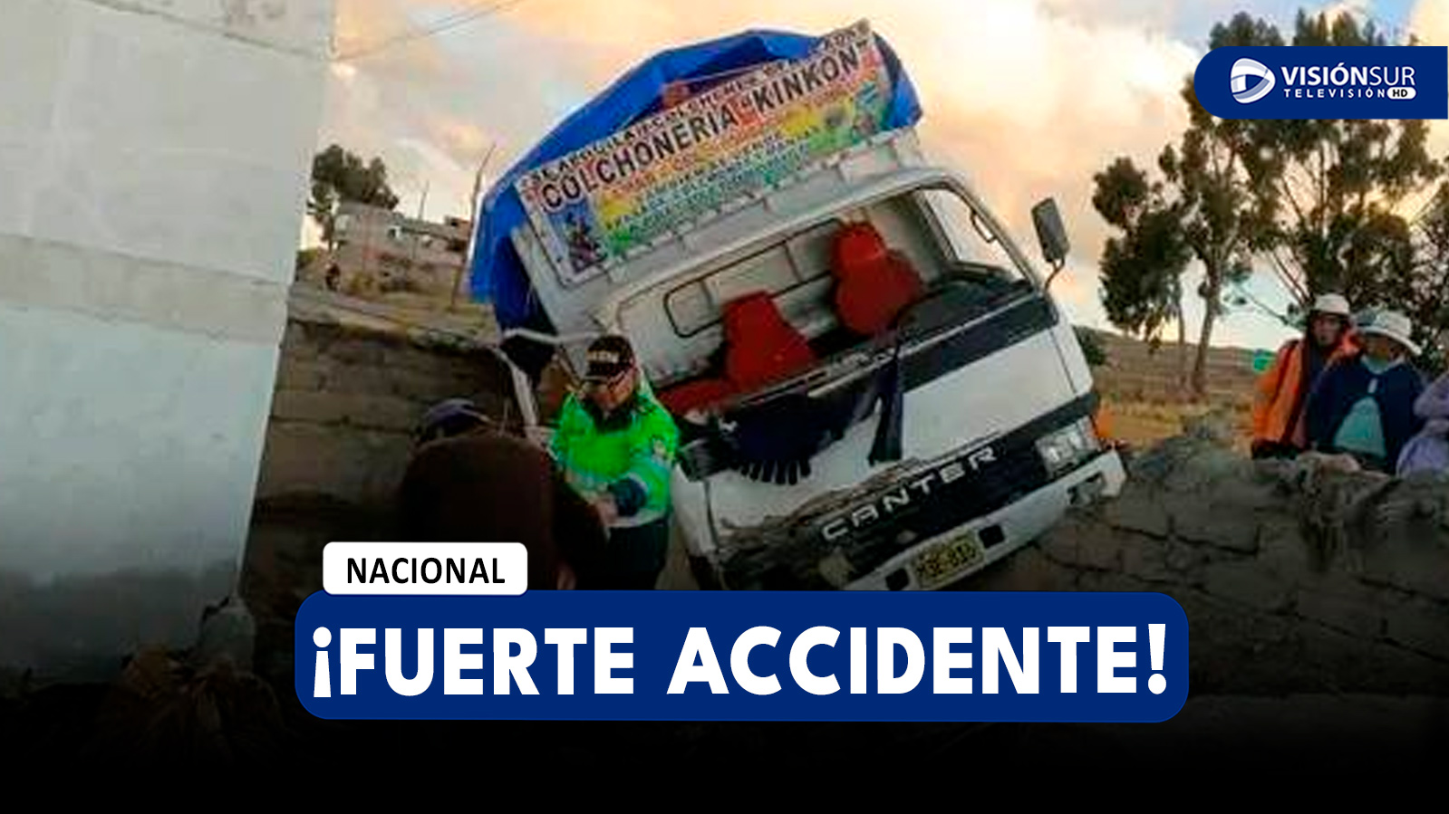 NACIONAL: FUERTE ACCIDENTE DE TRÁNSITO EN PUNO DEJA UNA PERSONA GRAVEMENTE HERIDA