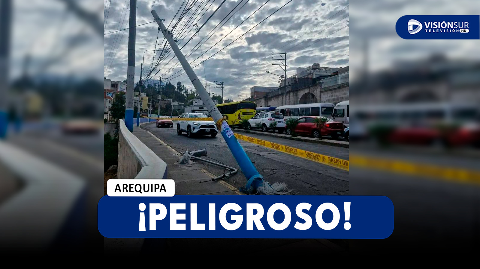 AREQUIPA: POSTE DE ALUMBRADO PÚBLICO EN LA AV. JUAN DE LA TORRE SERÍA UN PELIGRO PARA LA POBLACIÓN