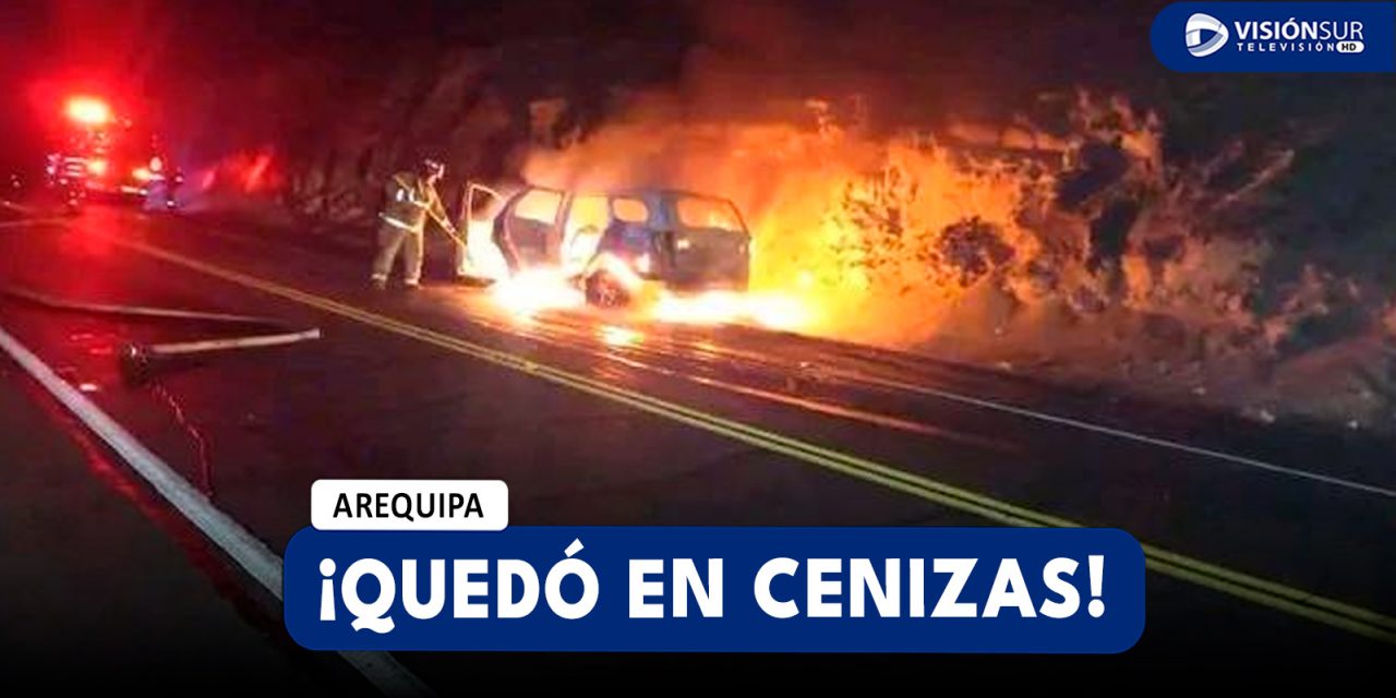 AREQUIPA: VEHÍCULO PARTICULAR TERMINA EN CENIZAS TRAS INCENDIARSE EN LA PANAMERICANA SUR