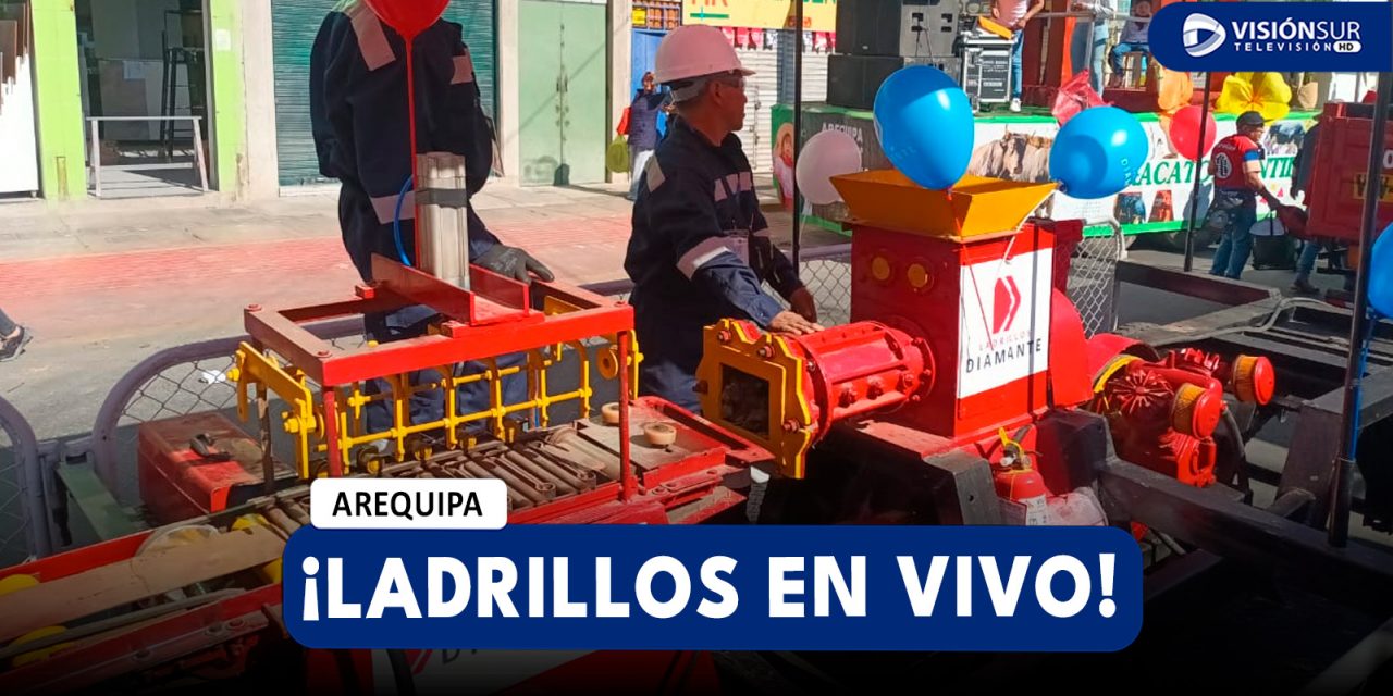 AREQUIPA: PLANTA MÓVIL SORPRENDE EN EL CORSO DE LA AMISTAD POR ANIVERSARIO DE AREQUIPA