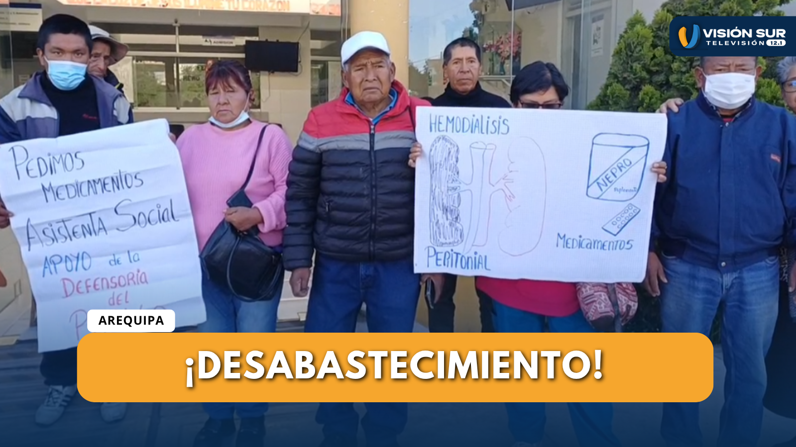 PACIENTES RENALES PROTESTAN POR FALTA DE MEDICAMENTOS EN EL HOSPITAL HONORIO DELGADO